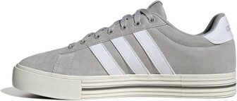 Amazon lanza una oportunidad muy top con las adidas Daily 4.0: estilo casual y comodidad para aprovechar ya