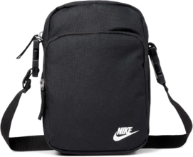 Accesorios Nike mujer en Amazon con hasta un 36% de descuento: chanclas, calcetines, bolsa y gorra rebajados